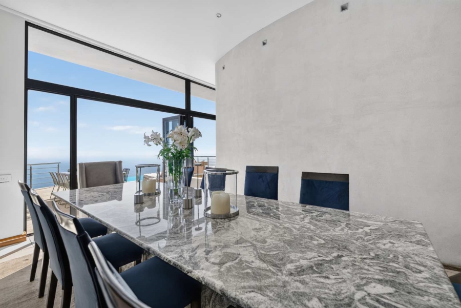 8 Bedroom Property for Sale in Bantry Bay Western Cape